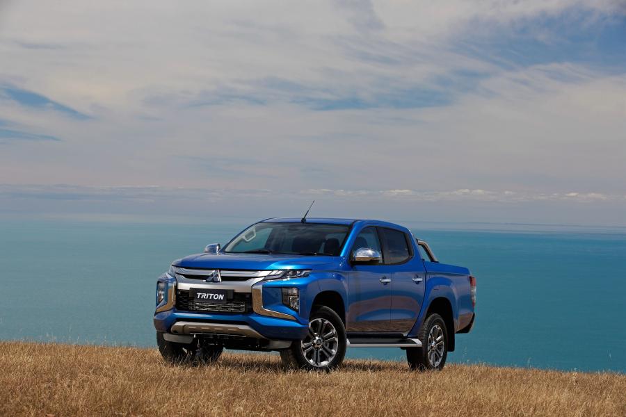  Mitsubishi Triton Double Cab 2018 года  (AU) (фото 1 из 10)